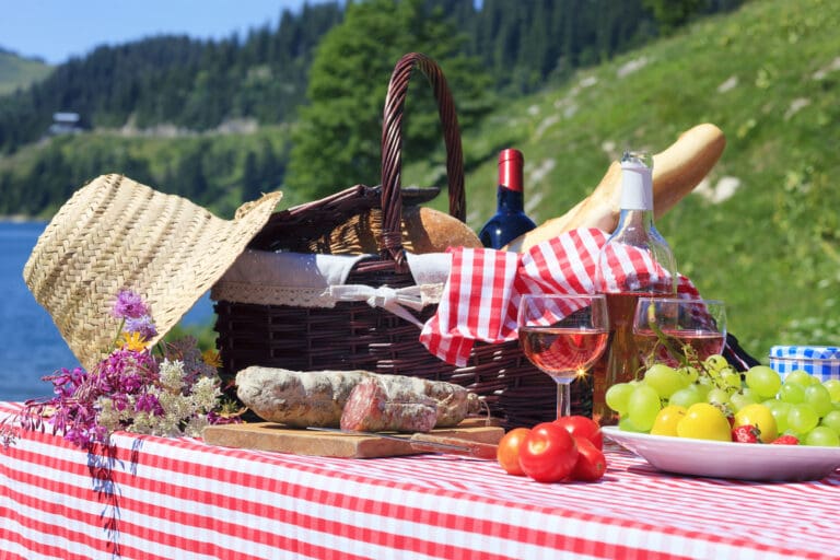 Alpine picnic — Le 1850 à Risoul