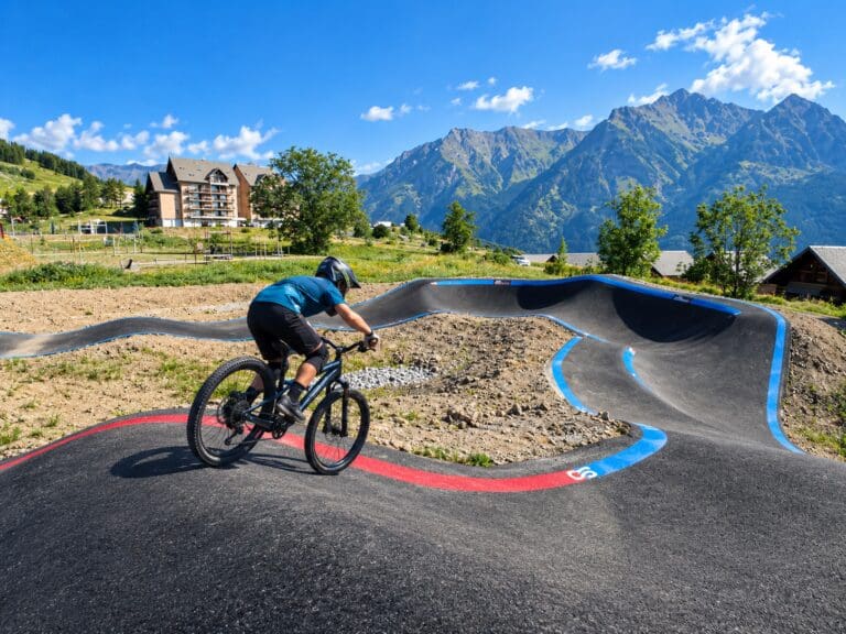 PumpTrack — Le Balcon des Écrins à Réallon