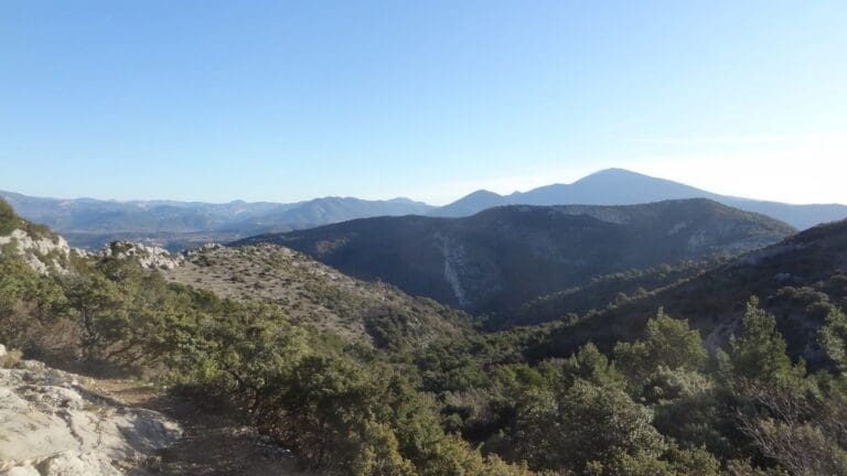 Crête de Saint-Amand hike – Le Hameau des Oliviers, Vaison-la-Romaine