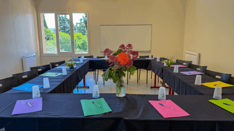 Lavande meeting room – Le Hameau des Oliviers, Vaison-la-Romaine